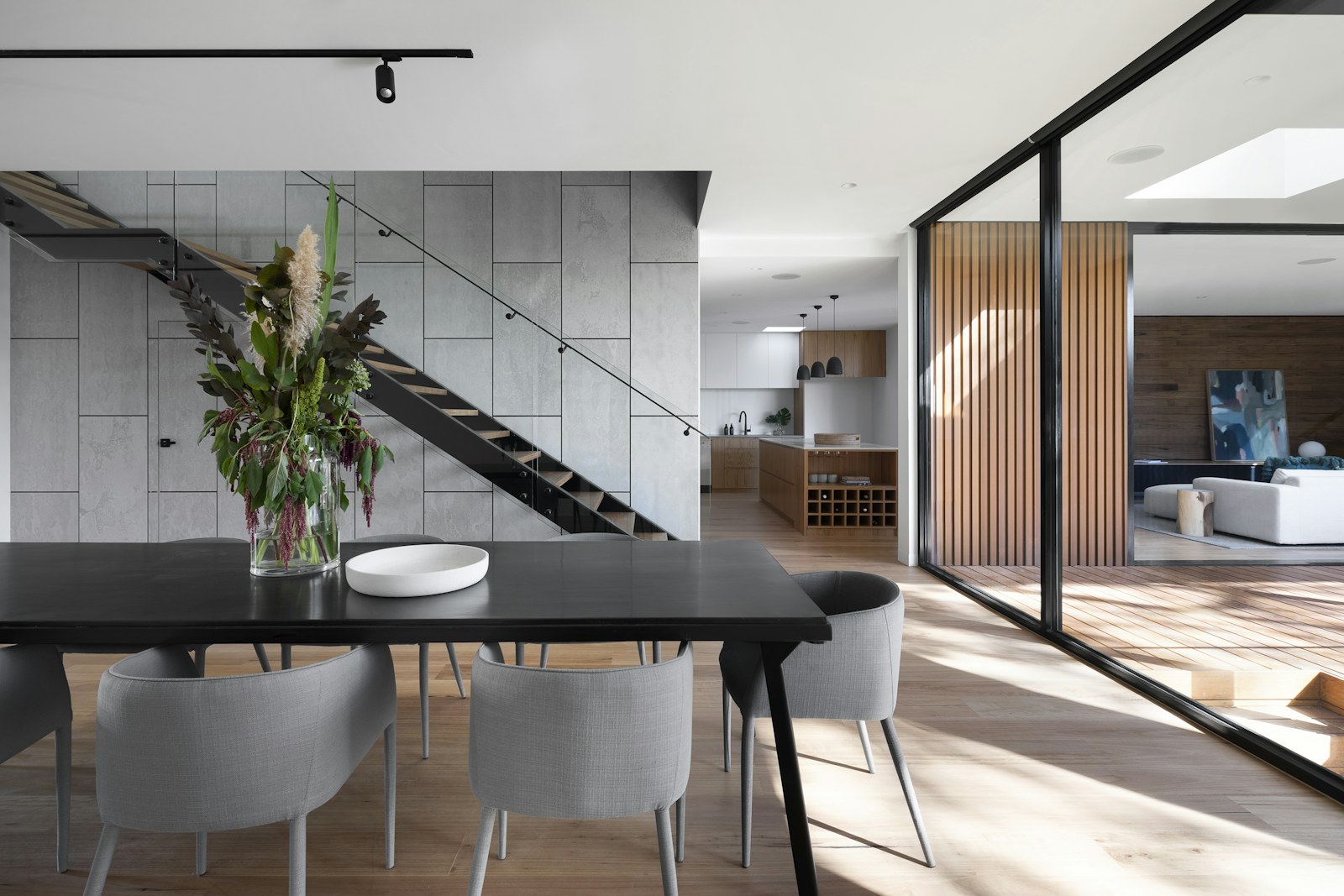 Sala y comedor de diseño contemporáneo